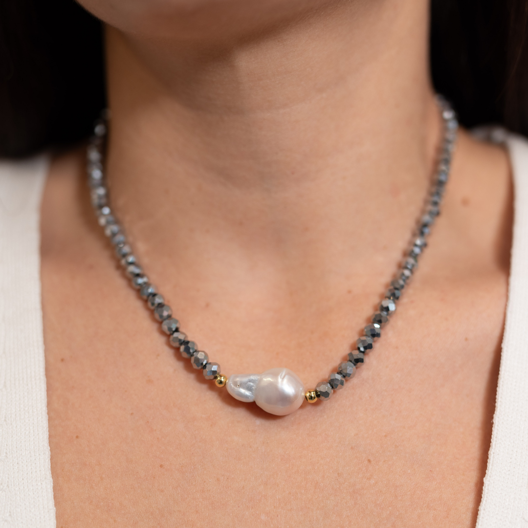 Chocker Silver Pearl.