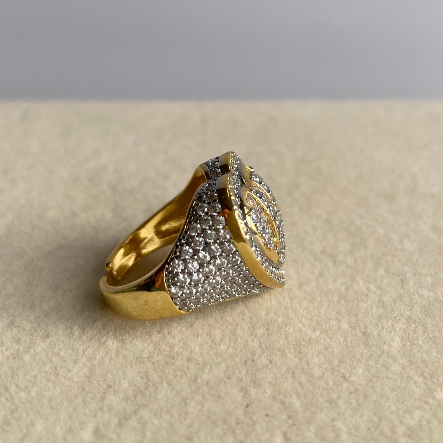 Anillo Sienna.