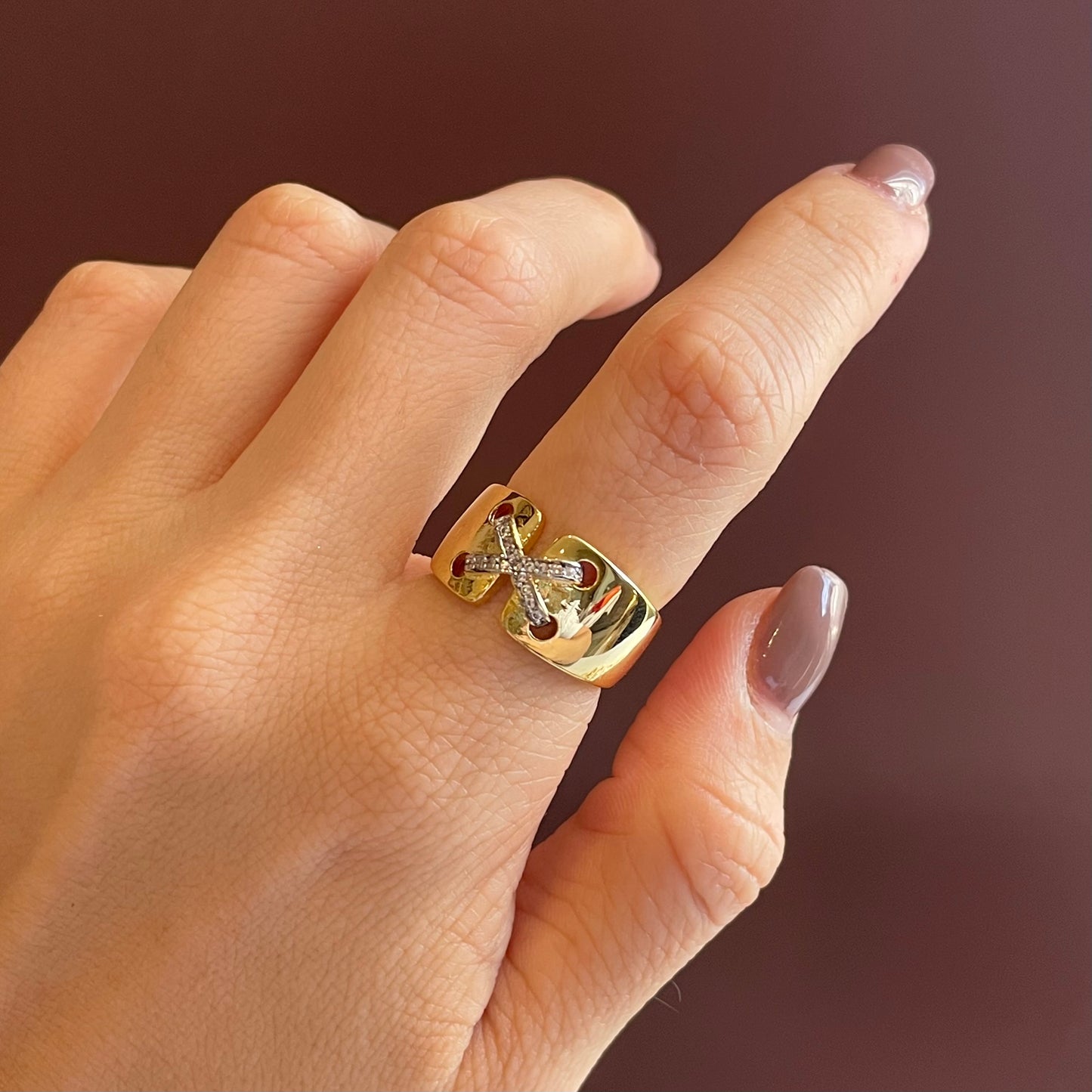 Anillo Cruz.