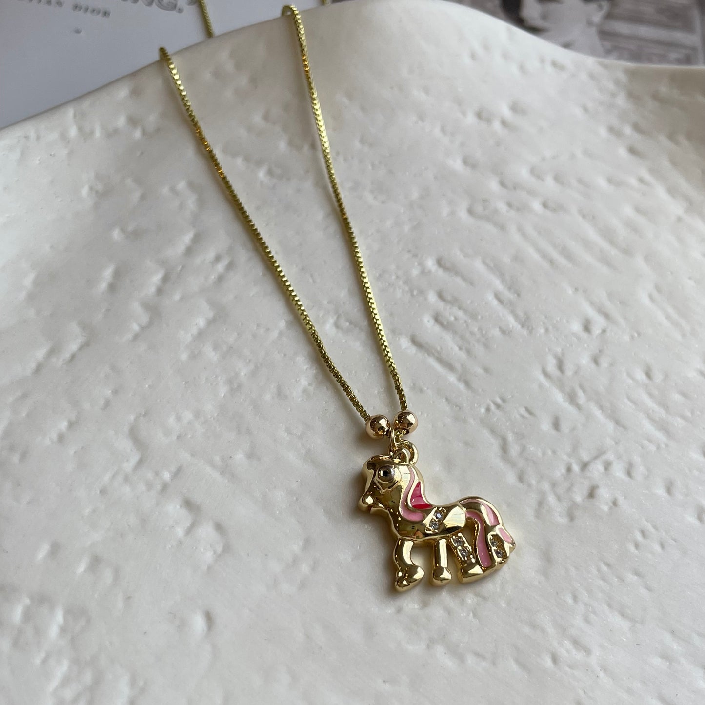 Collar Ponny.