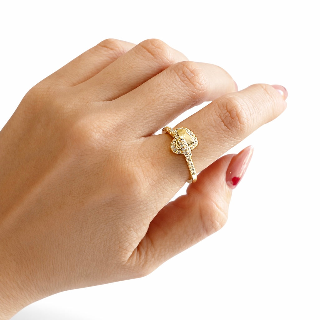 Anillo Patty.