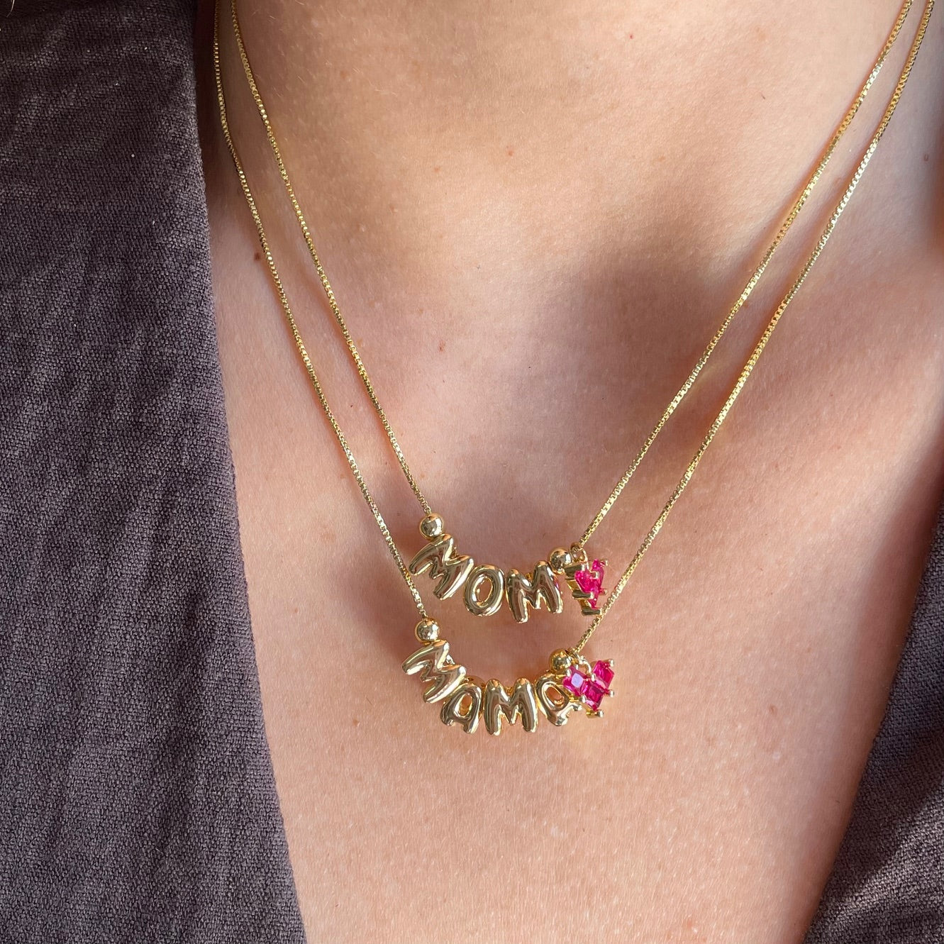 Collar Mom y Mamá