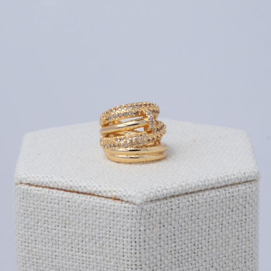 Earcuff Clavo.