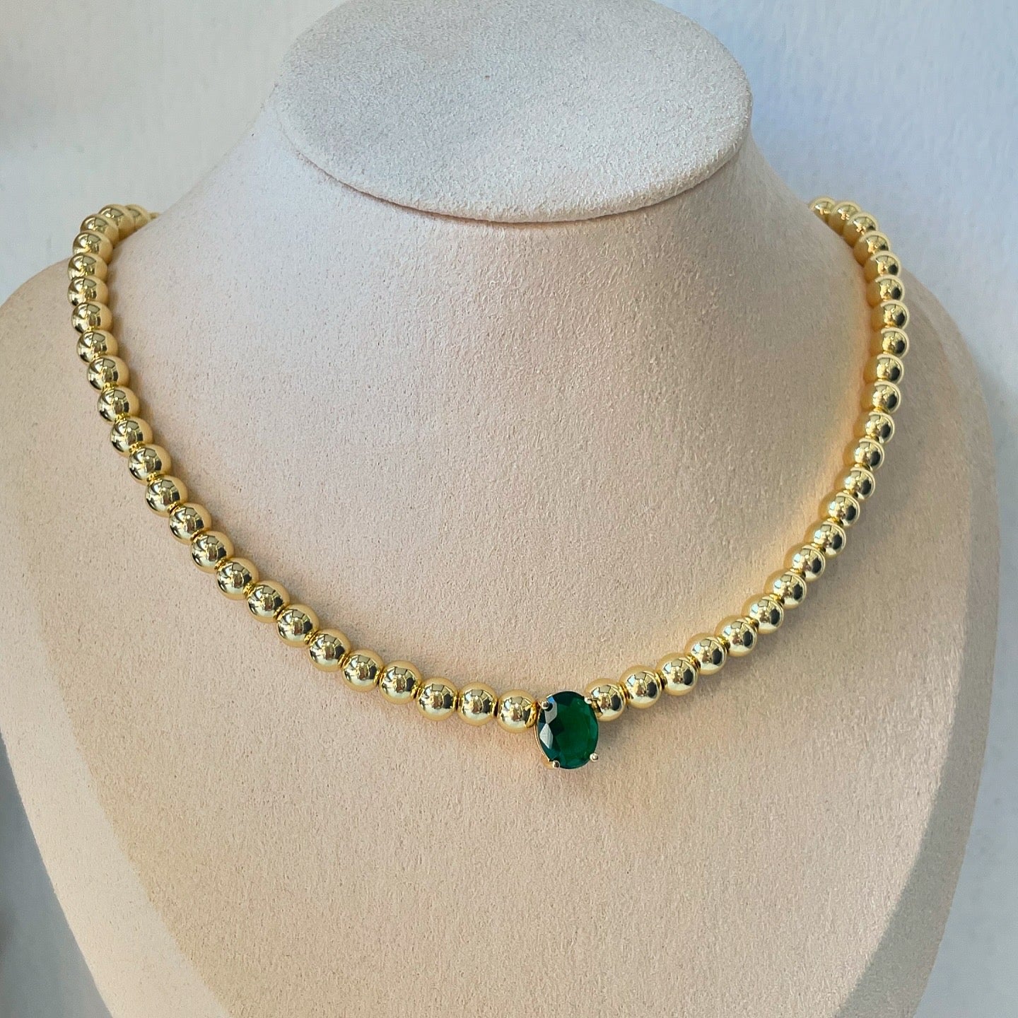 Chocker Esmeralda.