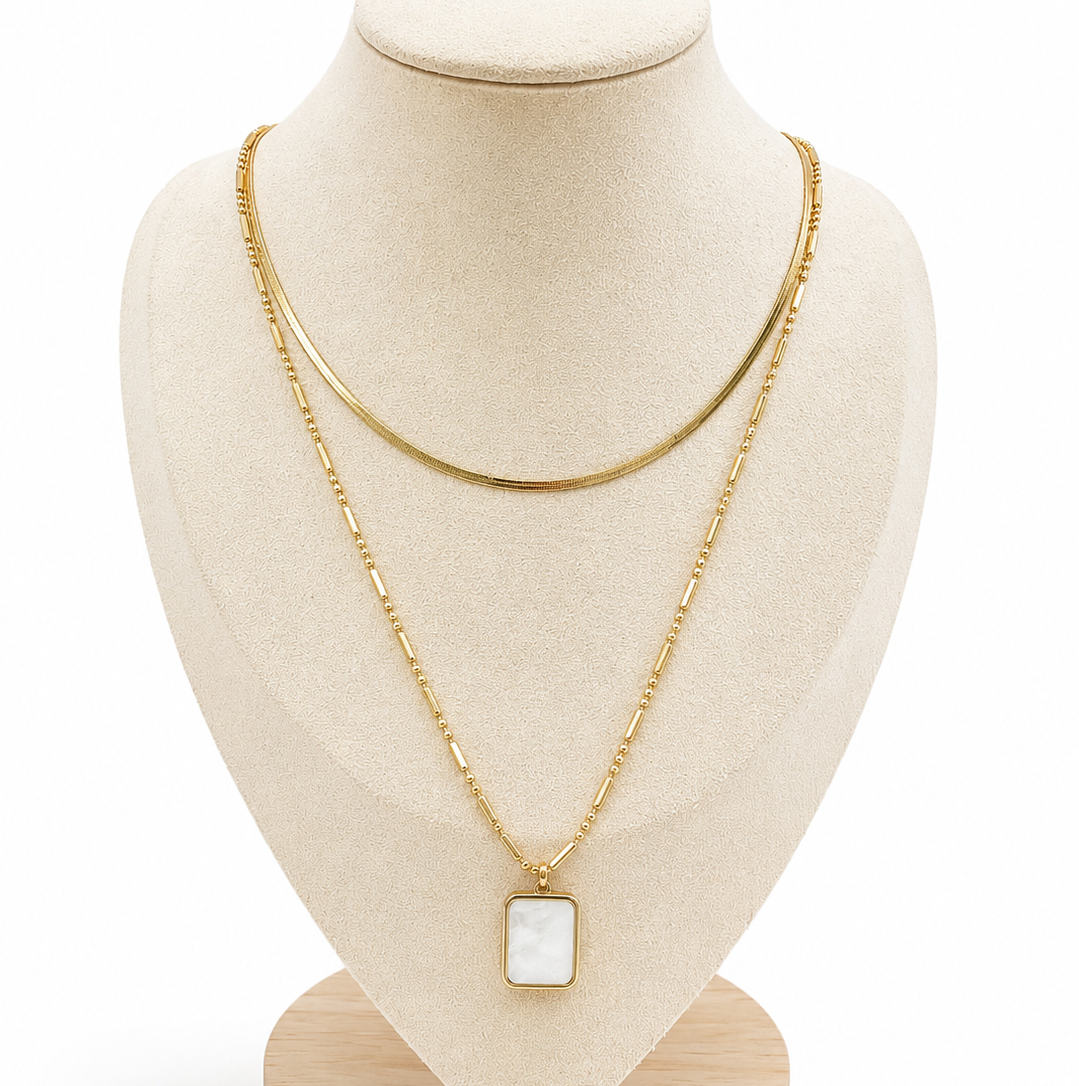 Collar Britania.
