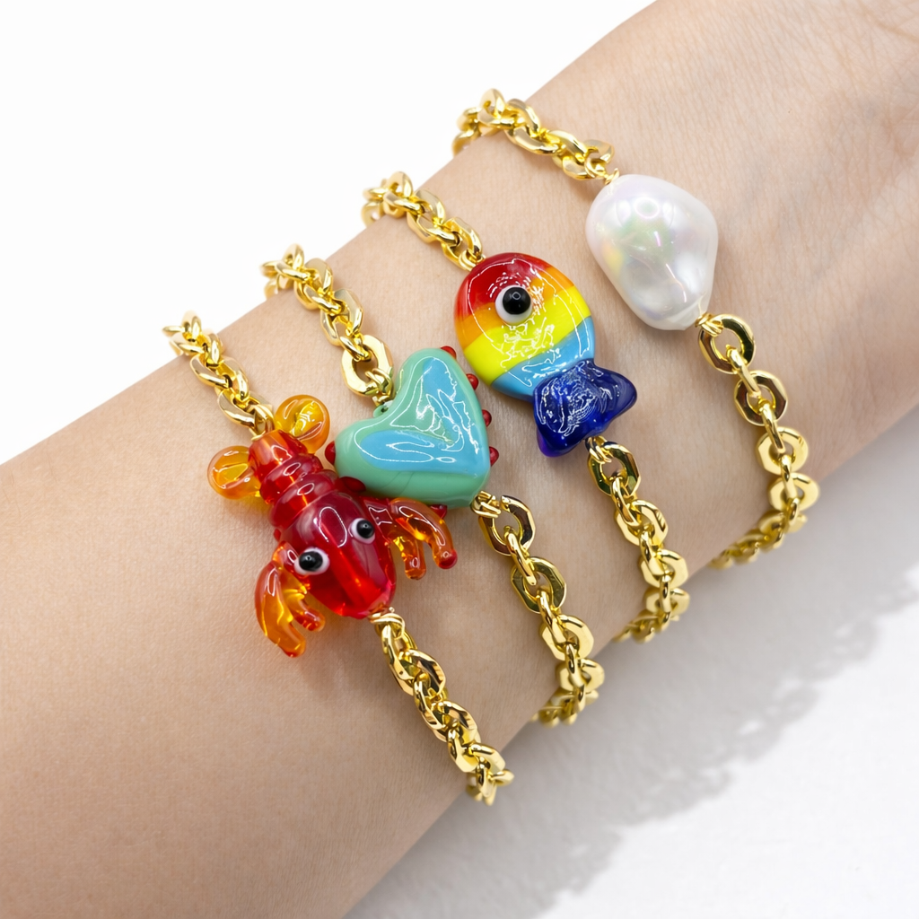 Pulseras Lory.