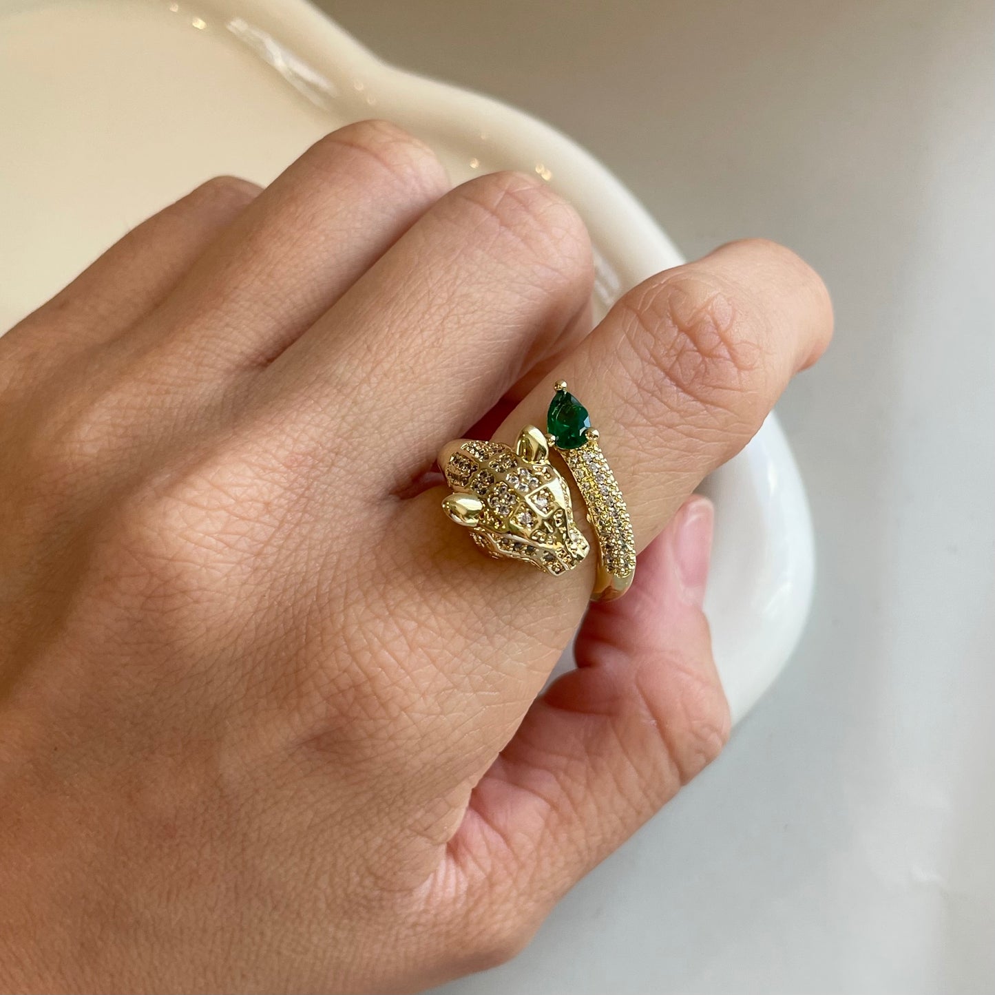 Anillo Jaguar.