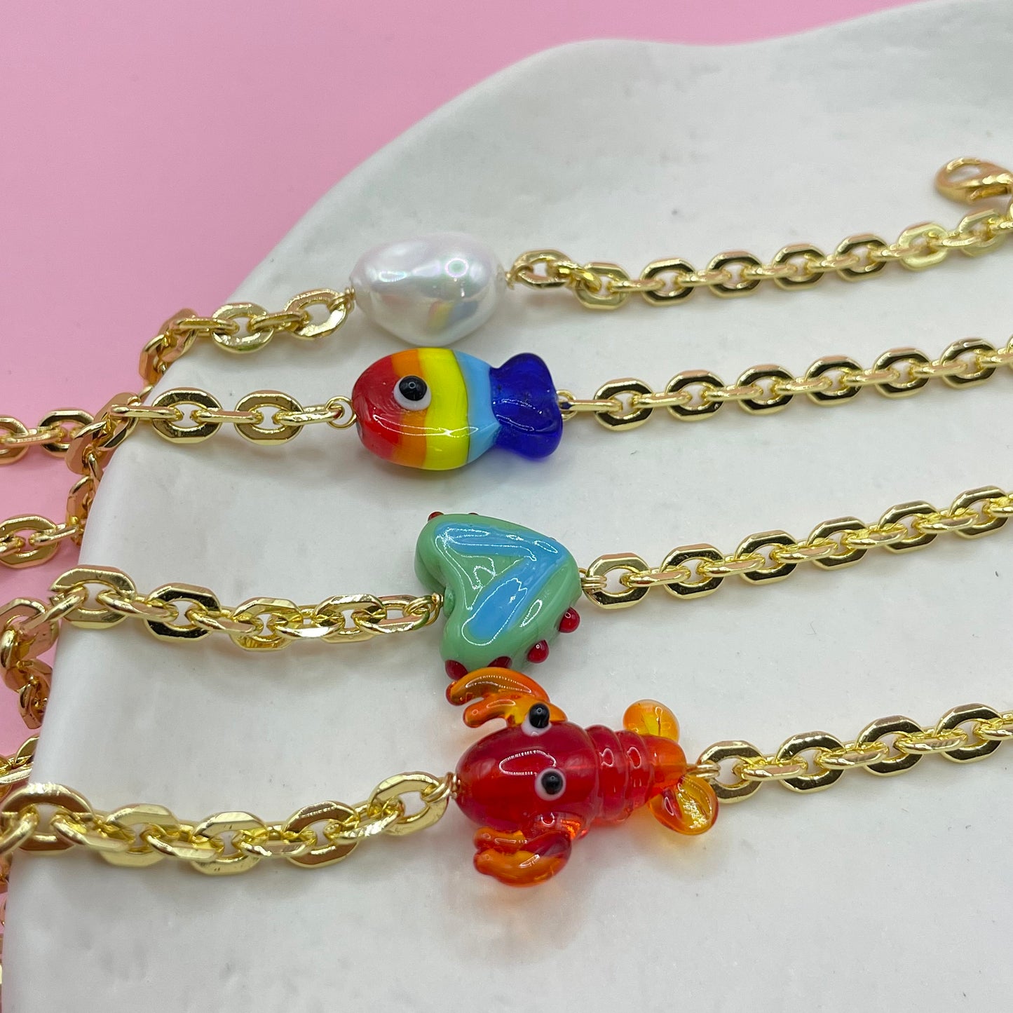 Pulseras Lory.