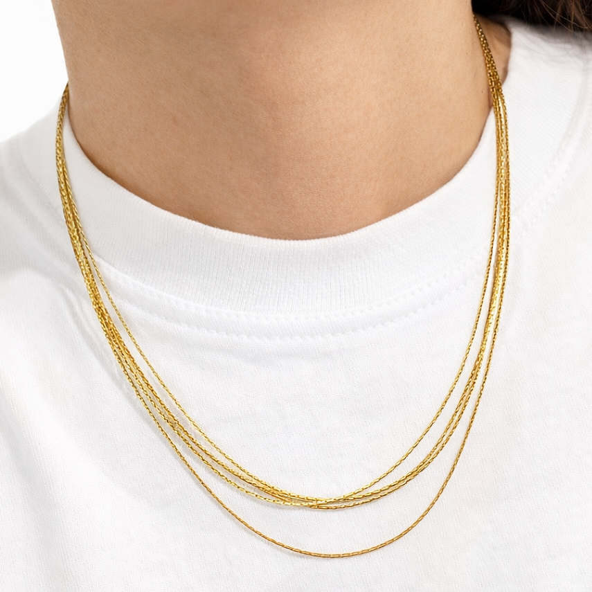 Chocker Sandy.