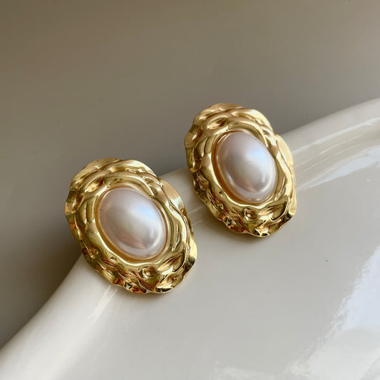 Aretes Hellen.