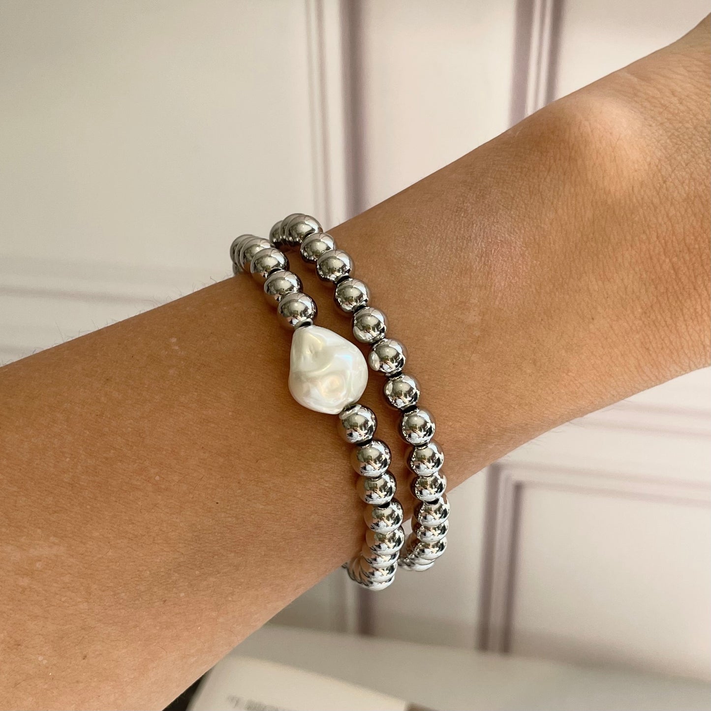 Pulsera Violeta.