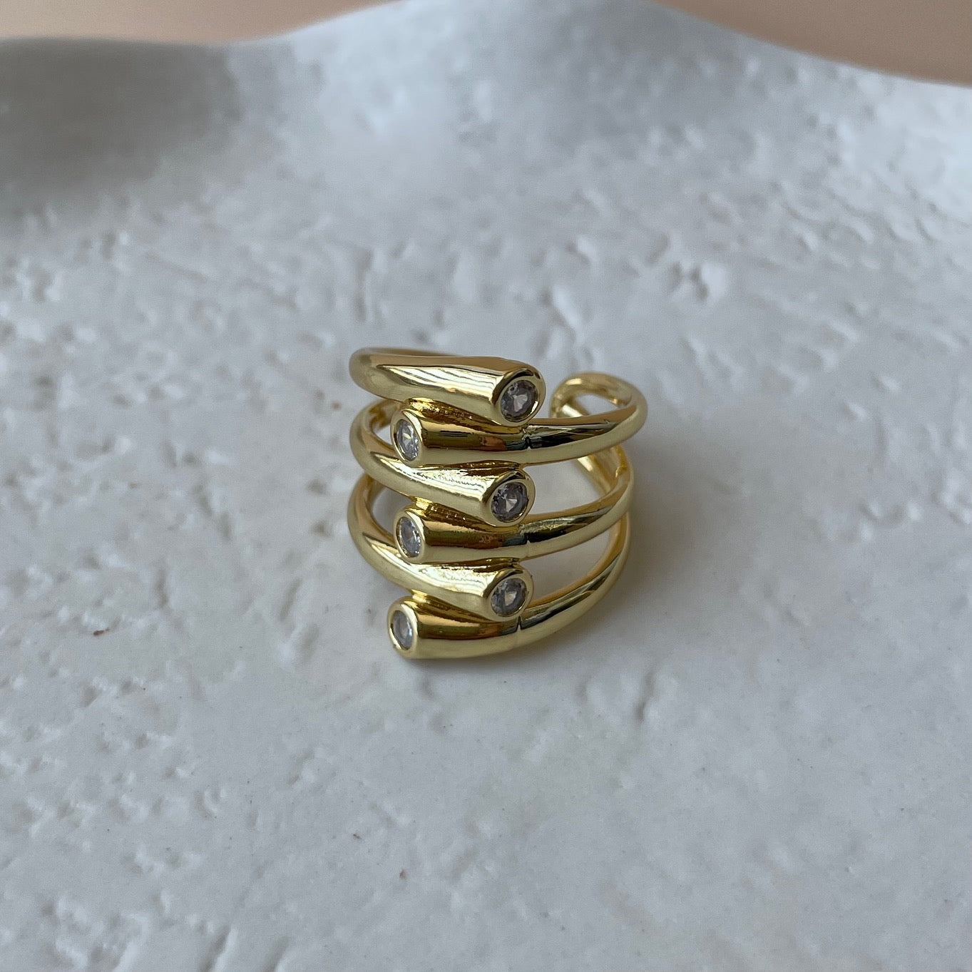 Anillo Romina.