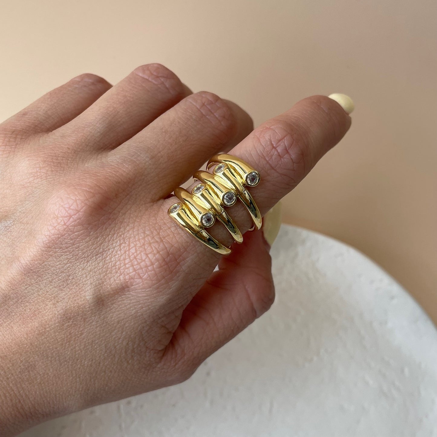 Anillo Romina.