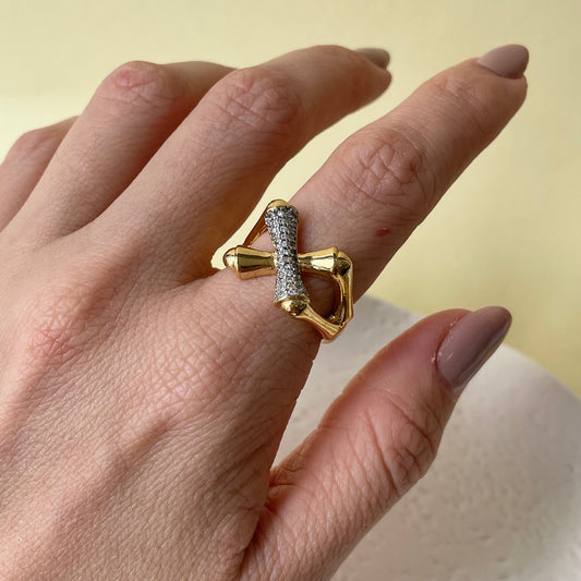 Anillo Corina.