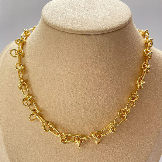 Chocker Golden