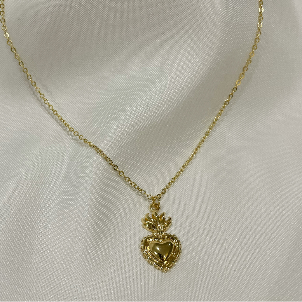 Cadena básica de sagrado corazón de Jesús Chapa de oro $150